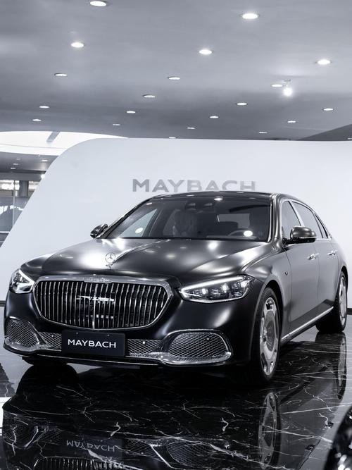 重庆74岚图汽车的售后服务让用户无忧出行，迈巴赫未来的豪华车趋势